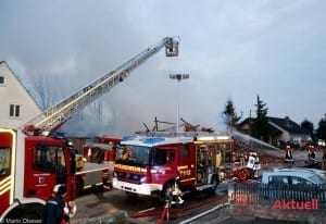 Über 100 Einsatzkräfte rückten an. Foto: Mario Obeser