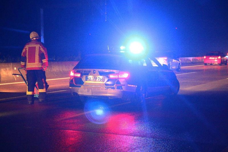 Polizeifahrzeug Feuerwehr Autobahnpolizei