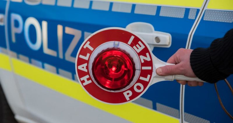 Stop Polizei Anhaltekelle