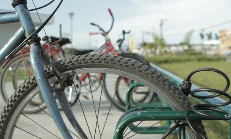 Königsbrunn Fahrraddiebe auf frischer Tat erwischt