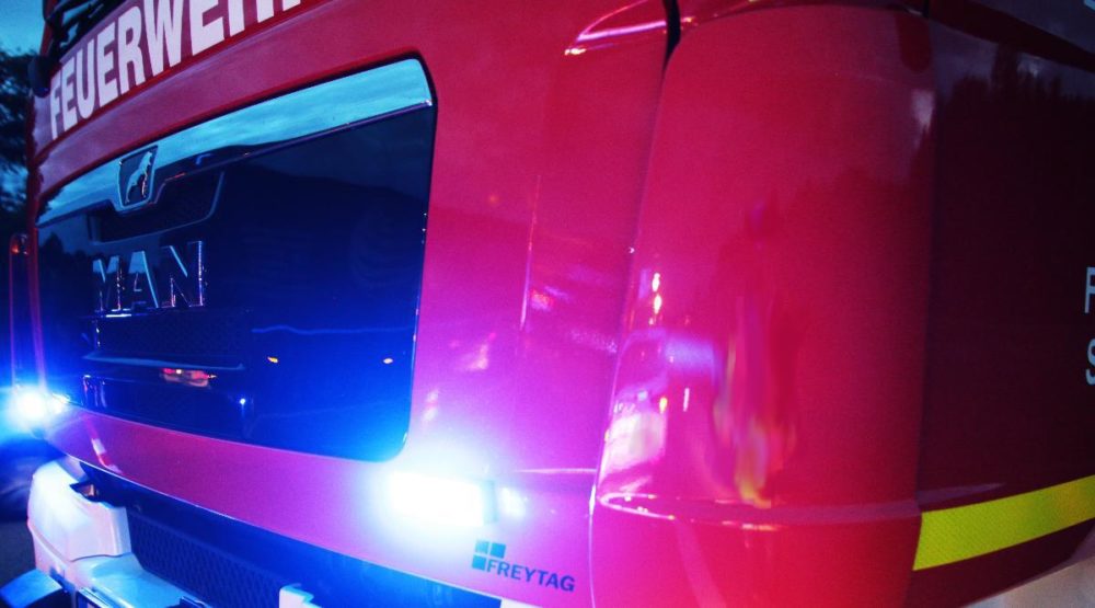 Feuerwehrfahrezeug Frontblitzer