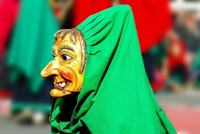 Asbach Baumenheim Etwa 8000 Besucher Beim Nachtumzug
