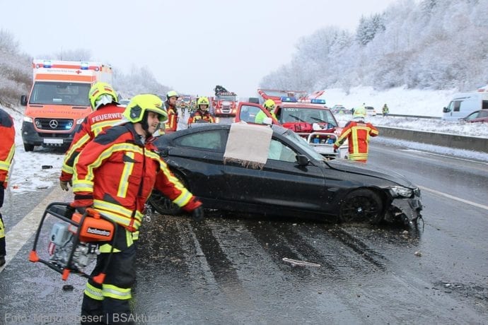 Unfall A8 Burgau – Guenzburg MAssenkarambolage 190120 11