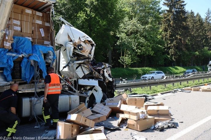 A8 Unfall Ulm-Ost 18052020 11