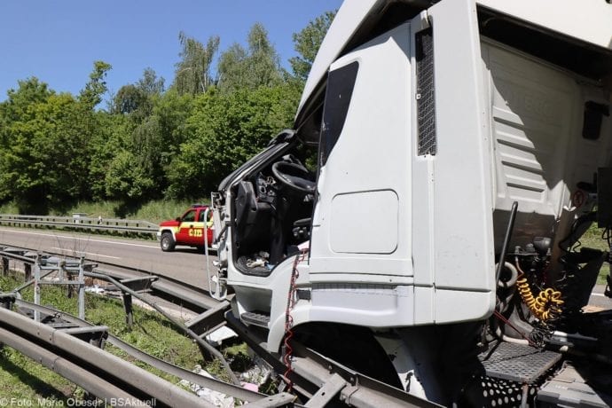 A8 Unfall Ulm-Ost 18052020 17