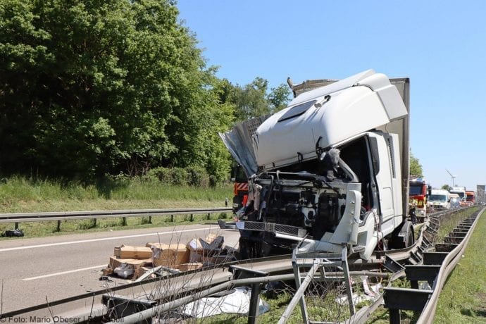 A8 Unfall Ulm-Ost 18052020 18