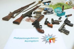 Buchenberg.Waffen Drogen sichergestellt 07052020 8
