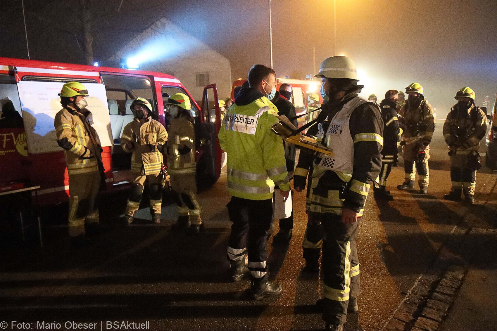 Brand Ebersbach Landwirtschaftliche Halle 17122020 59