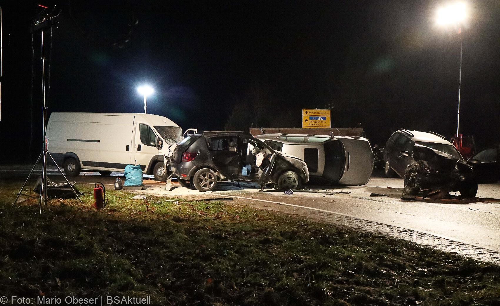 Unfall Nattenhausen Kreuzung 14122020 11