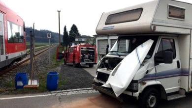 Haupeltshofen Unfall Zug Wohnmobil