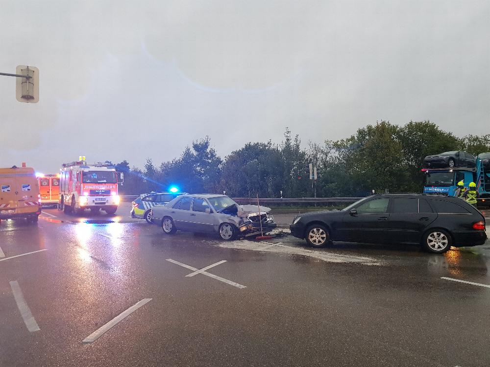 Unfall B16 A8 30.08.2021