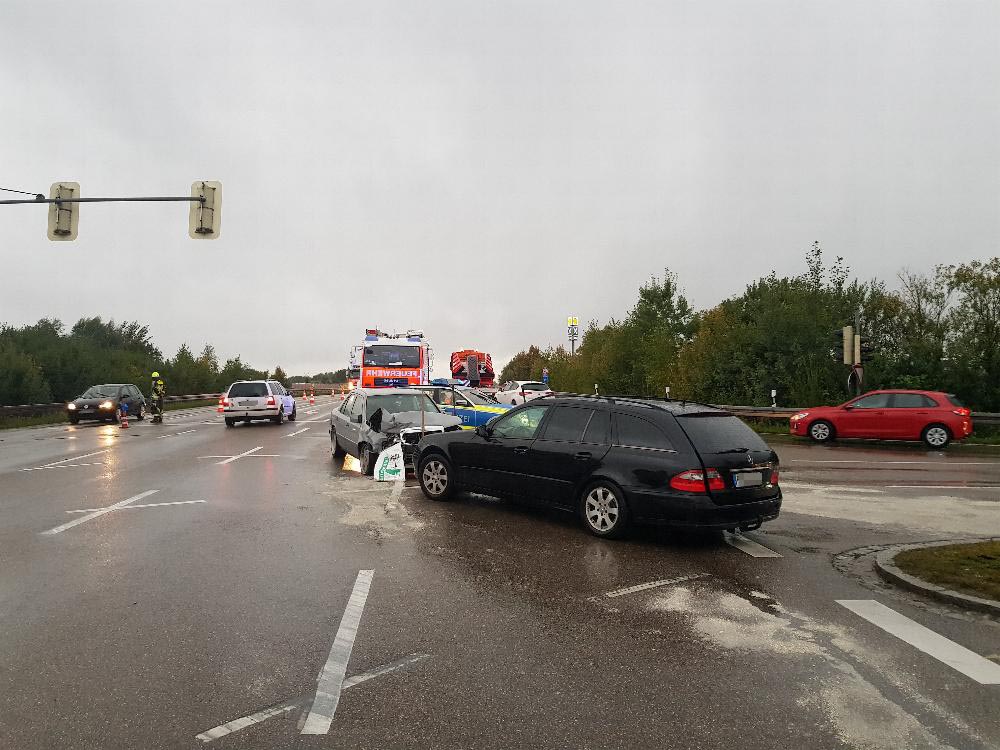 Unfall B16 A8 30.08.2021