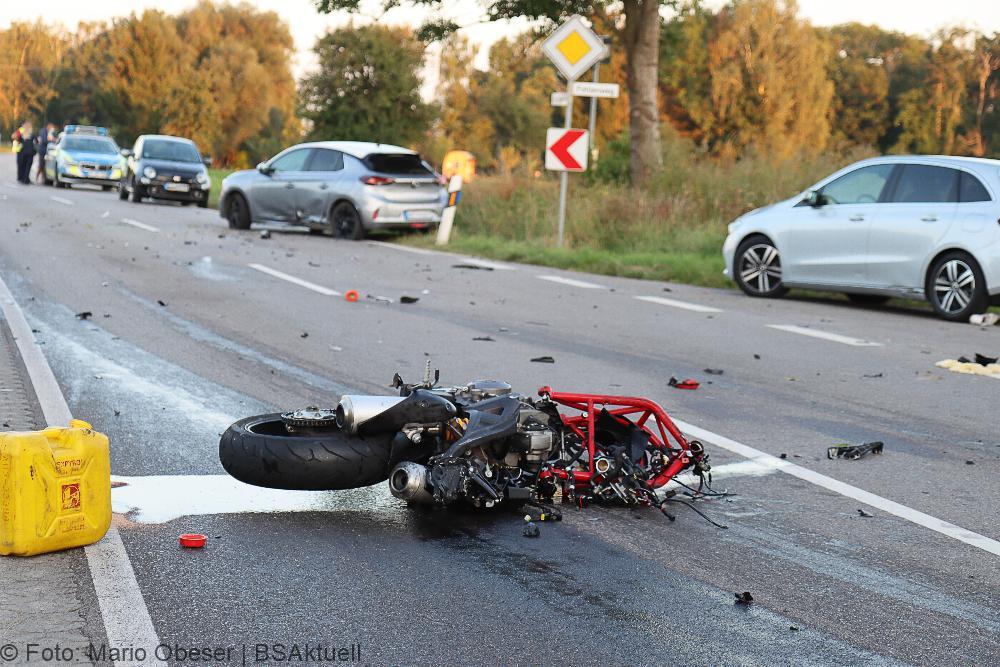 Unfall Steinheim Neu-Ulm Motorrad Pkw 07092021