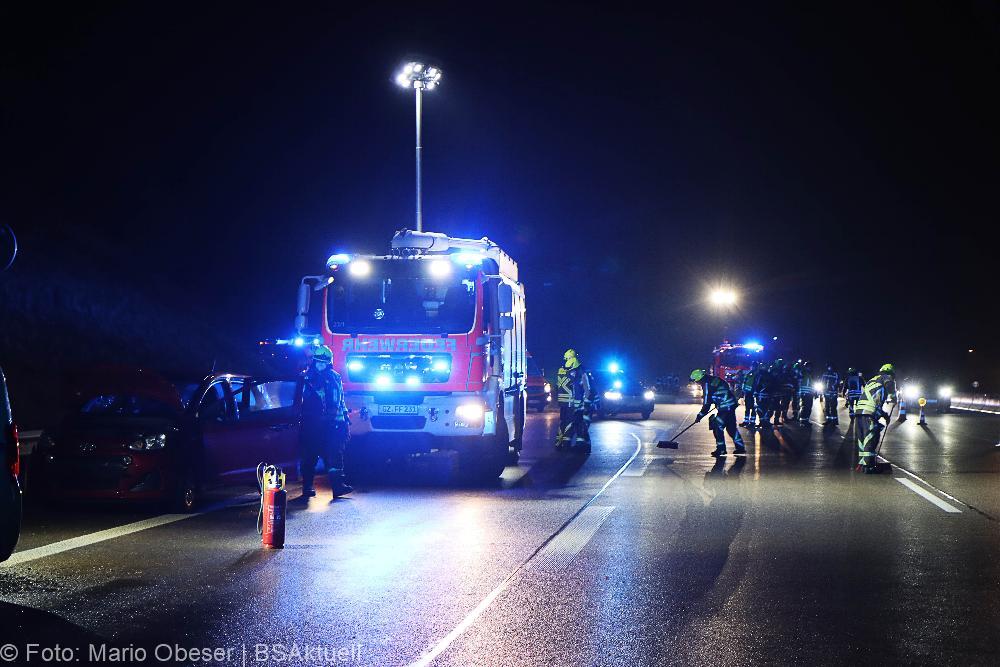 Auffahrunfall A8 Günzburg 26122021