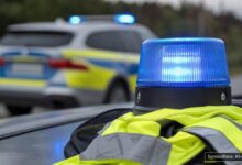 KI-generiertes Symbolfoto zu Verkehrsunfall mit Unfallflucht bei Nersingen, A7