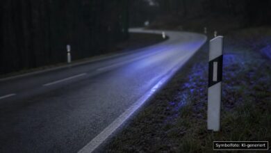 KI-generiertes Symbolfoto zu Verkehrsunfall / Unfallflucht bei Biberach