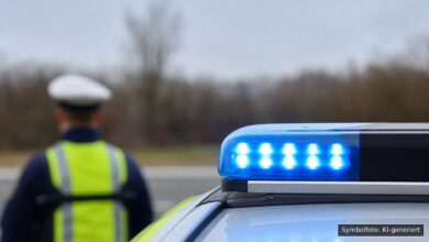 KI-generiertes Symbolfoto zu Verkehrsunfall mit Todesfolge bei Westerstetten