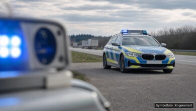 KI-generiertes Symbolfoto zu Verkehrskontrolle bei Autobahnparkplatz Buchwald-West, A7