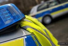 KI-generiertes Symbolfoto zu Verkehrsunfall bei Achstetten