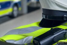 KI-generiertes Symbolfoto zu Polizeieinsatz bei Geislingen