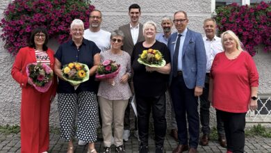Beitragsbild zu Günzburger Oberbürgermeister ehrt langjährige Stadt-Mitarbeiterinnen