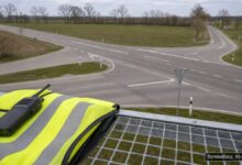 KI-generiertes Symbolfoto zu Verkehrsunfall (Wildunfall) bei Wemding und Tapfheim