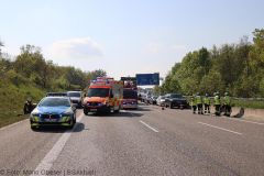 Unfall A8 Motorrad Transporter 09052022 3