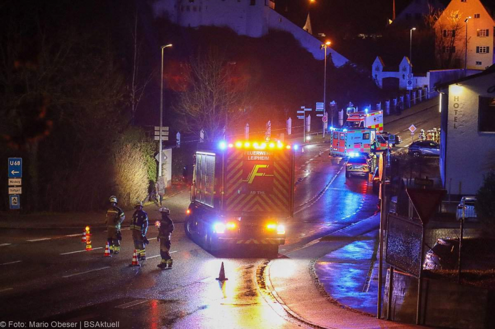 Am Samstagnachmittag, den 07. Dezember 2024, ereignete sich auf der Straße Stadtberg in Leipheim ein Verkehrsunfall, bei dem zwei Fahrzeuge kollidierten.
